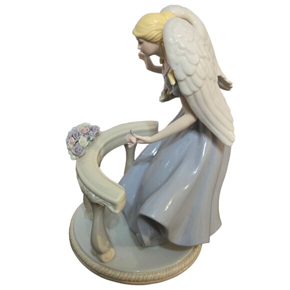 Large Porcelain Angel Figurine Floral Flower Basket Heavy 13 Inch Collectible - Picture 14 of 16